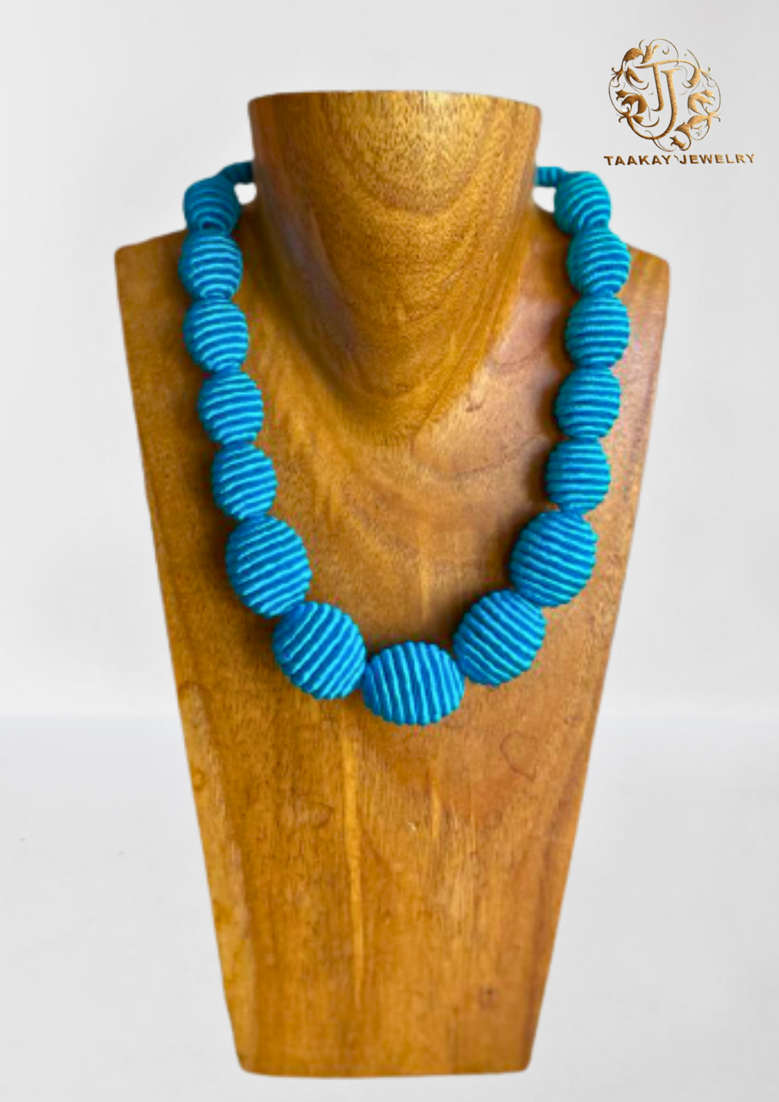 Collier ras de cou fils de soie"Lueur de Soie" turquoise